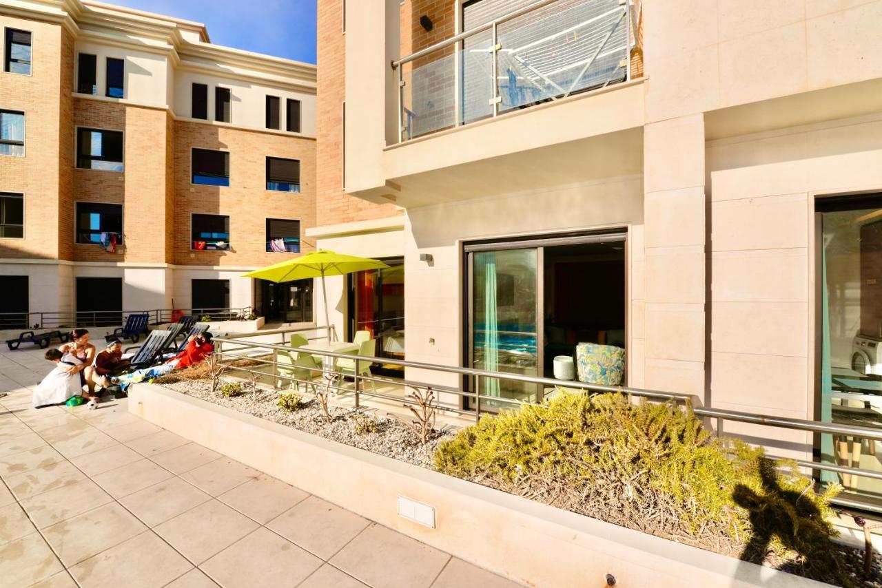 Silver - Apartment For 4 Guests 150M From Beach เซามาร์ทินโญโดปอร์โต ภายนอก รูปภาพ